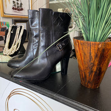 Load image into Gallery viewer, NTW Vivienne Heeled Bootie in Black Leather
