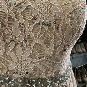 all lace & sequin belt