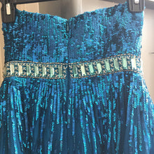 Load image into Gallery viewer, short teal sequin
